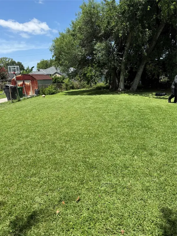 6728 Goforth St, Houston, TX 76021