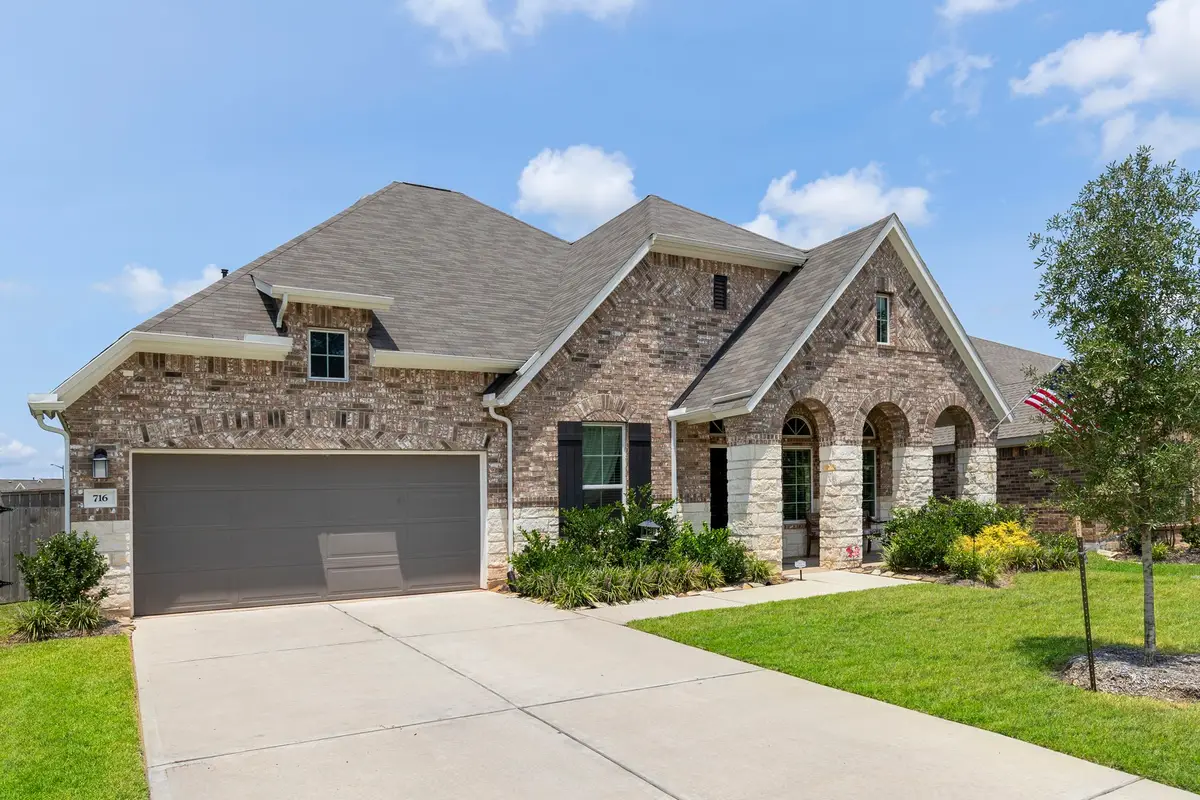 716 Ivory Creek Court, Willis, TX 77378 - Image #1