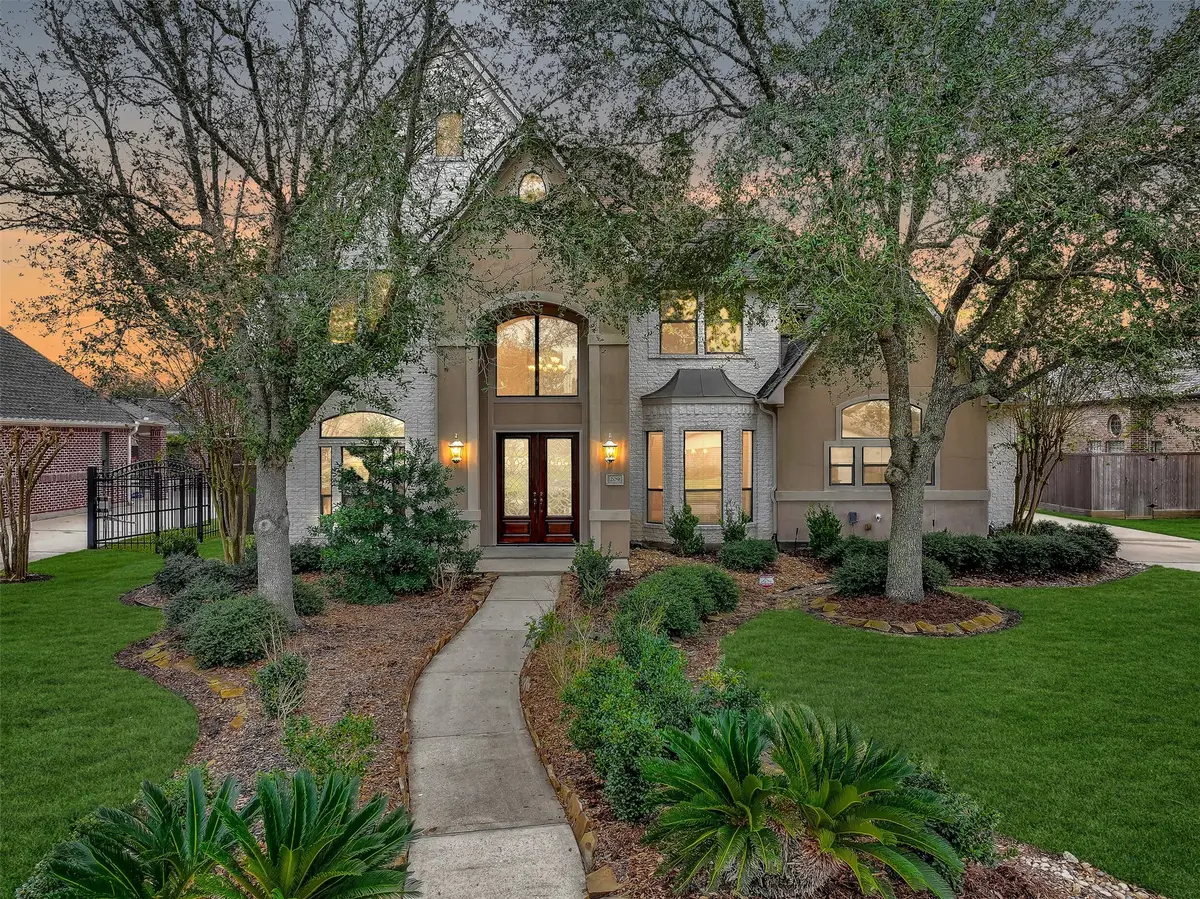 209 Hunters Lane, Friendswood, TX 77546 - Image #1