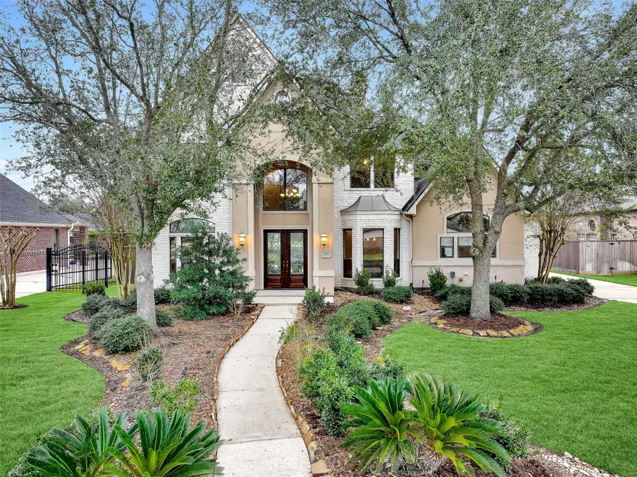 209 Hunters Lane, Friendswood, TX 77546 - Image #2