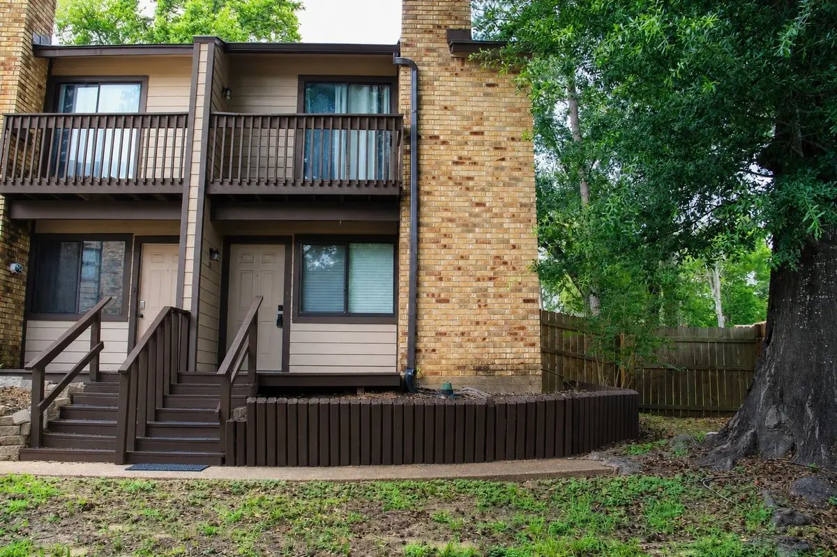 2521 Crosstimbers Drive #K6, Huntsville, TX 77320 - #1