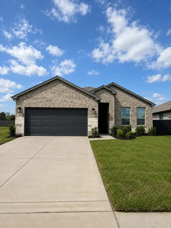 9007 Bay Lodge Lane, Baytown, TX 77521