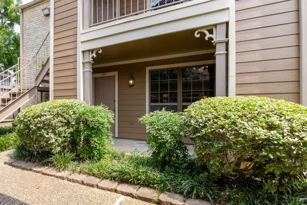 1860 White Oak Drive #333, Houston, TX 77009