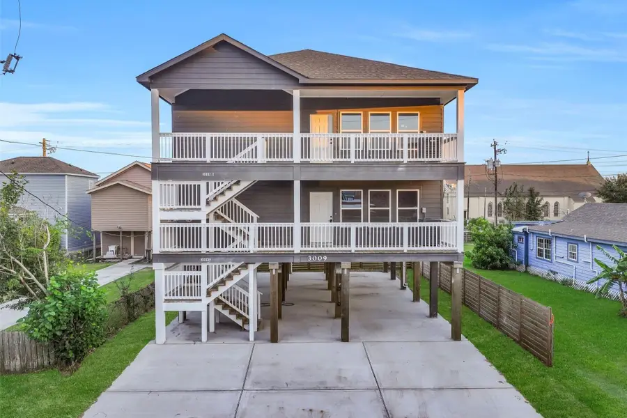 3009 Avenue M 1/2, Galveston, TX 77550 - #2