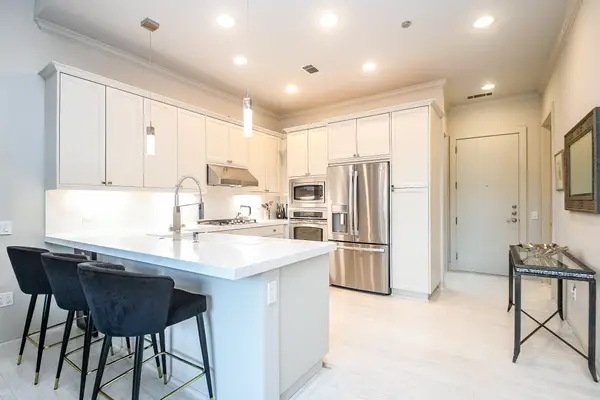 5005 Hidalgo Street #209, Houston, TX 77056