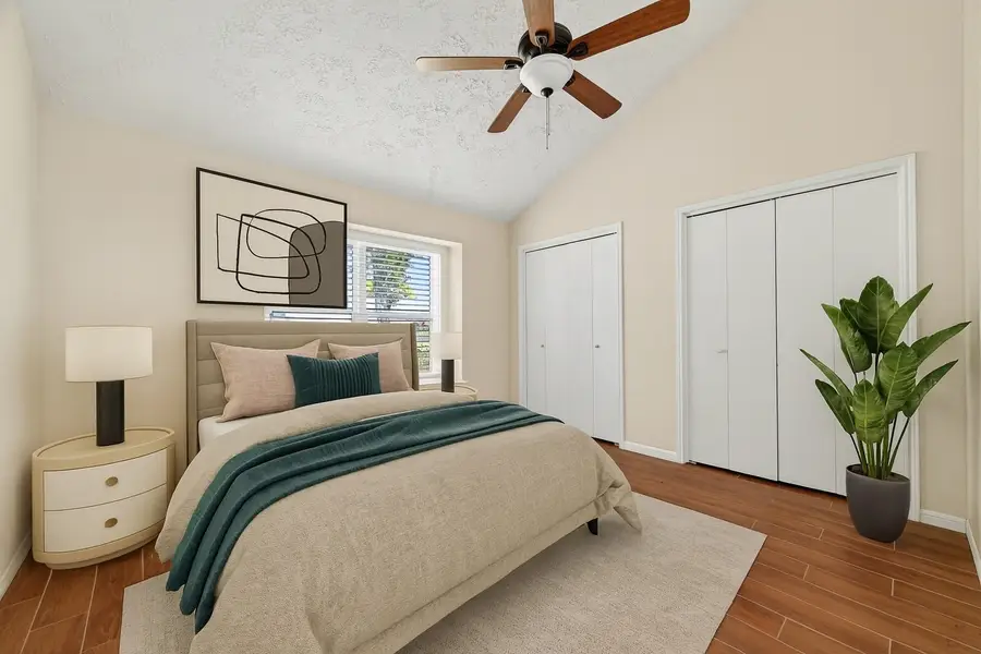 10913 Bexley Drive #913, Houston, TX 77099 - Image #3