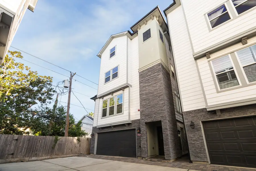 912 Yale Street #D, Houston, TX 77008 - #2