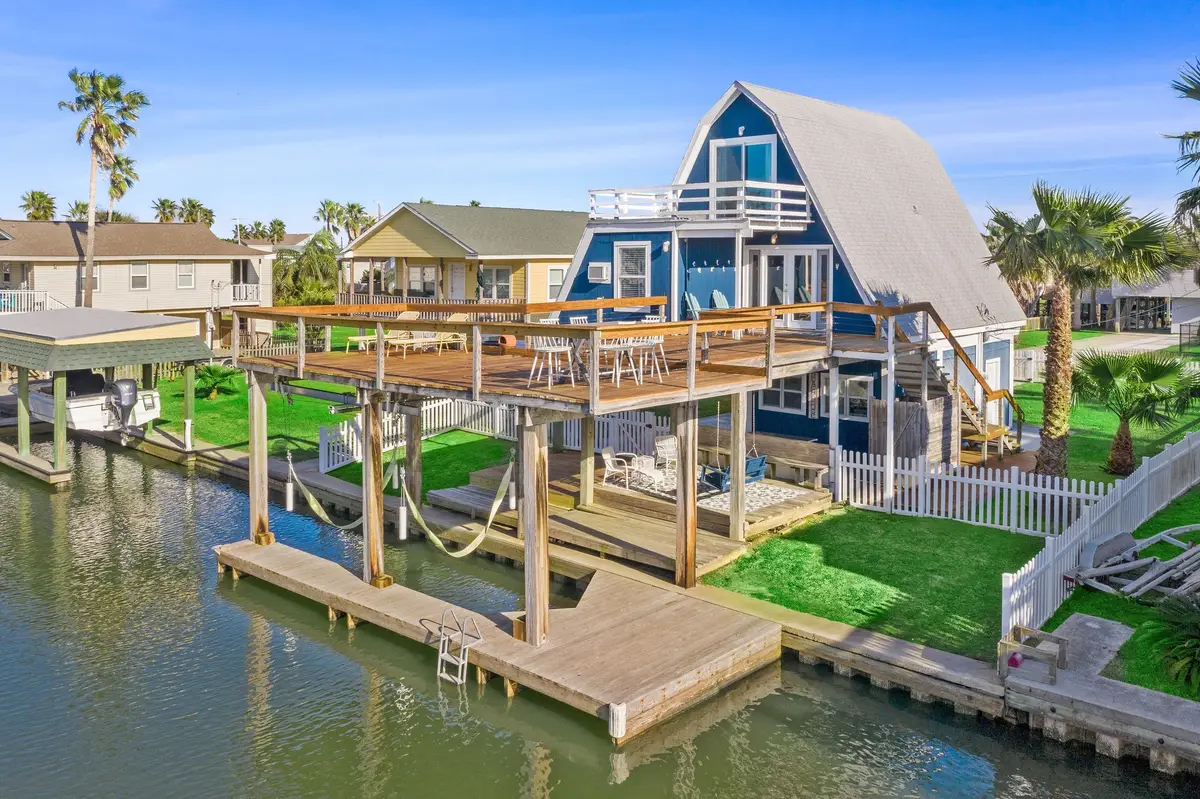 16610 Nassau Way, Galveston, TX 77554 - #1