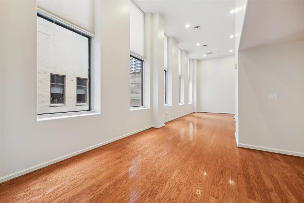 914 Main Street #1104, Houston, TX 77002 - #1