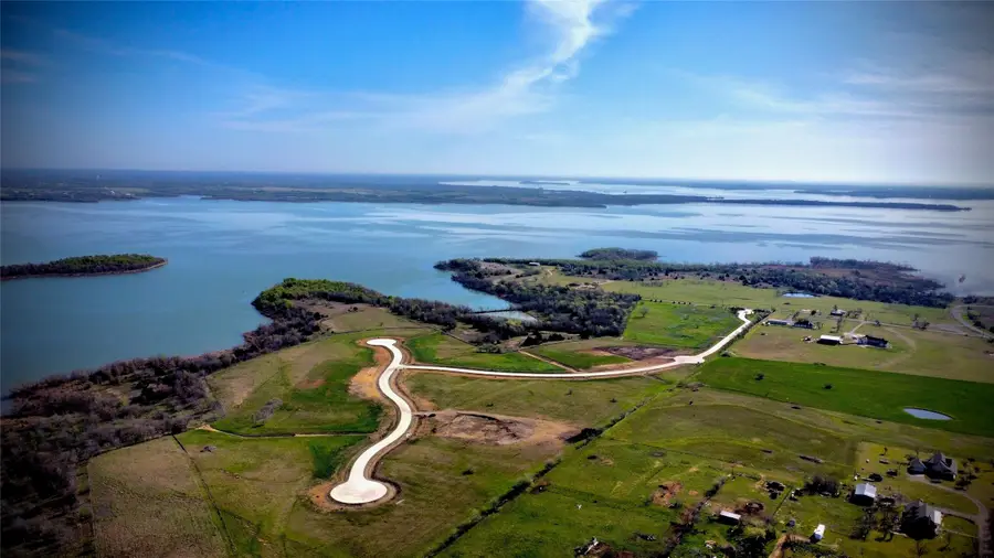 1051 Lakeway Drive, Sanger, TX 76266 - #2