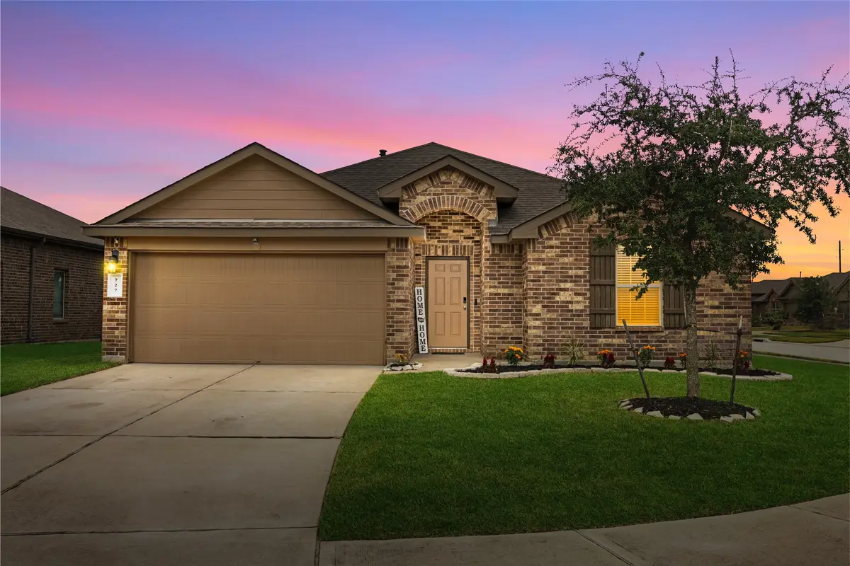 727 Green Clover Lane, Rosharon, TX 77583 - Image #1
