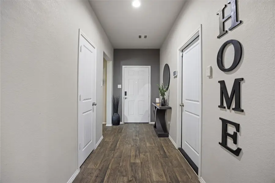 727 Green Clover Lane, Rosharon, TX 77583 - Image #3