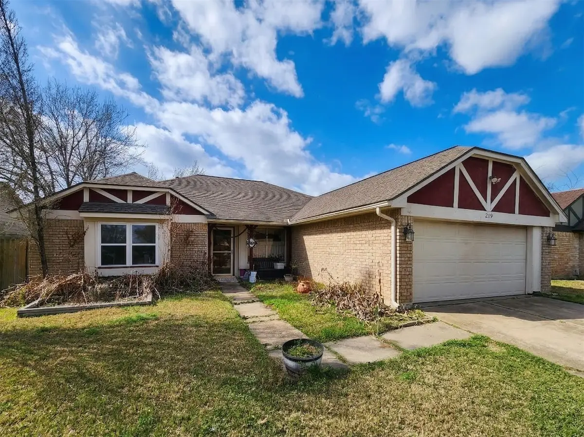 219 Shenandoah Drive, Richmond, TX 77469 - #1