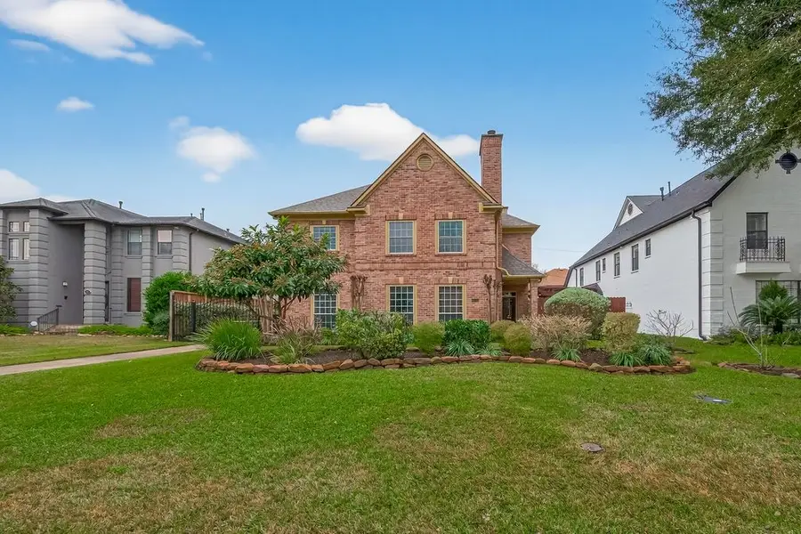 4616 Spruce Street, Bellaire, TX 77401 - #2