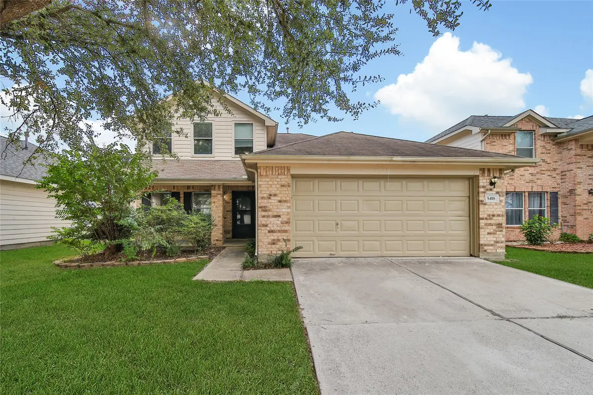 5418 Cinnamon Lake Drive, Baytown, TX 77521 - Image #1