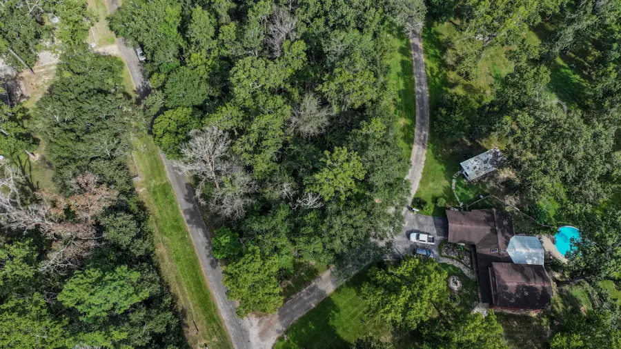 1 Cherry Laurel Ln, New Caney, TX 77357 - Image #2