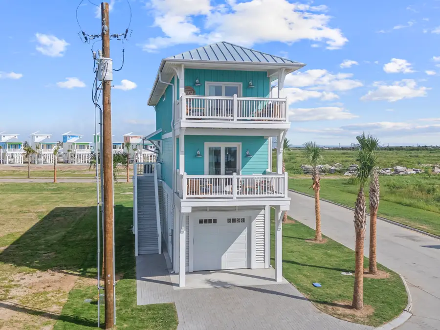 665 Seaside Drive, Crystal Beach, TX 77650 - #3