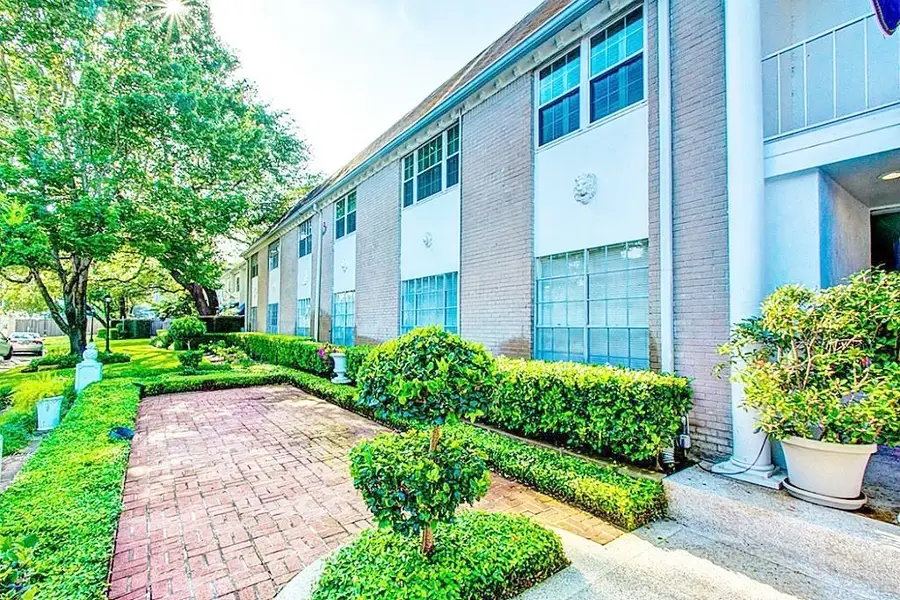 2701 Bellefontaine Street #B3, Houston, TX 77025 - #3