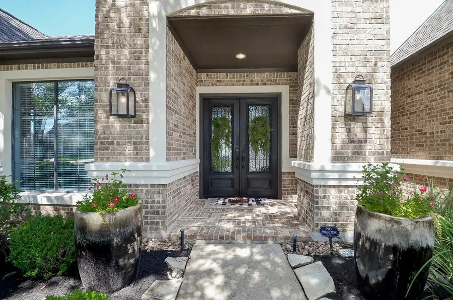 2015 Shadow Bend Drive, Sugar Land, TX 77479 - #3