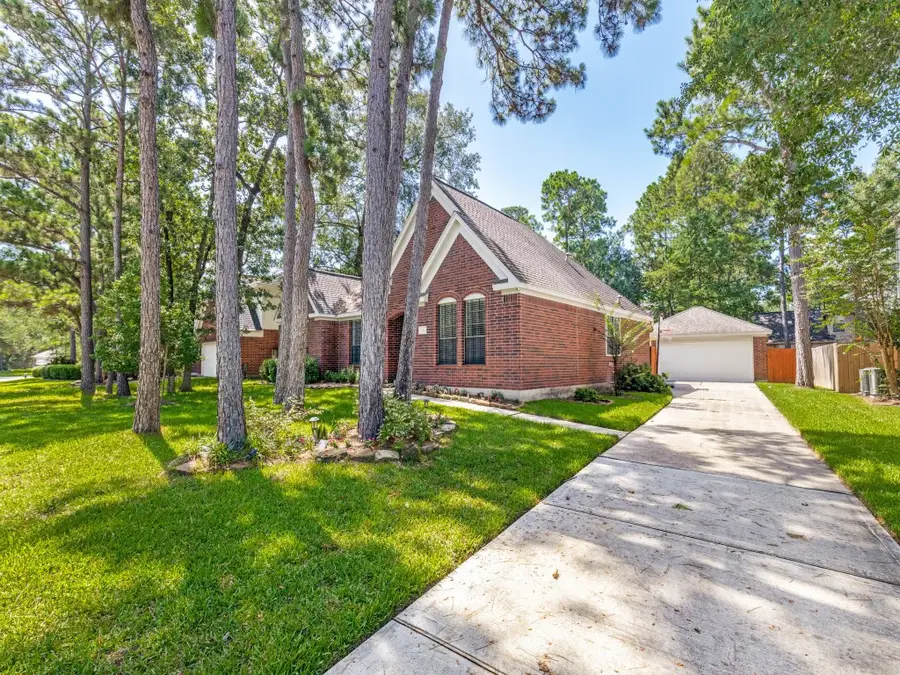 76 E Stony End Place, The Woodlands, TX 77381 - #2