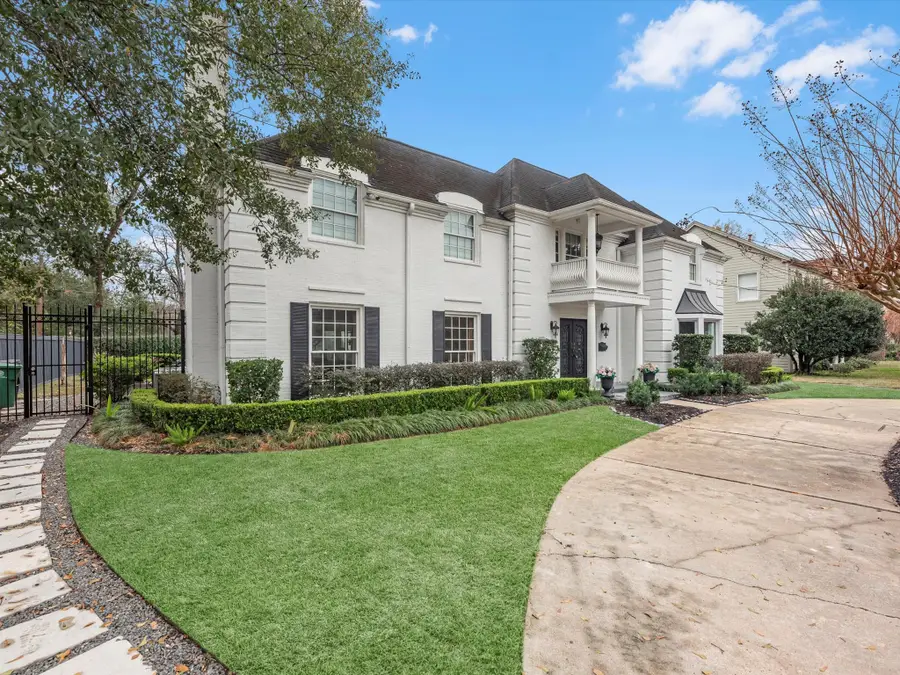 3346 Parkwood Dr, Houston, TX 77021 - #2