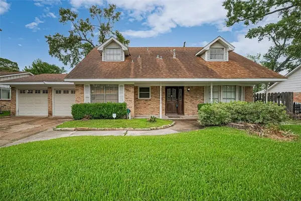 13351 Oak Leaf Lane, Houston, TX 77015