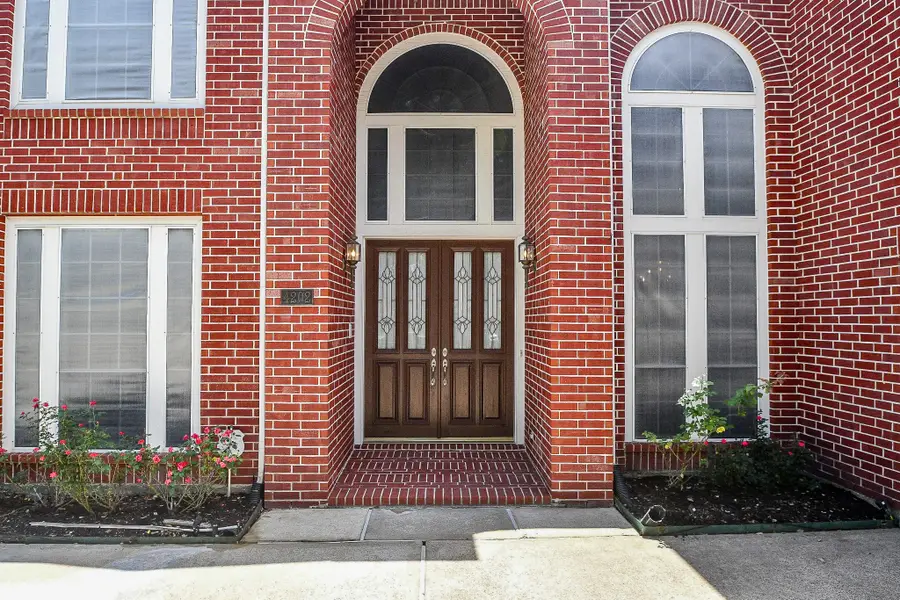 4202 Lakewood Court, Missouri City, TX 77459 - #2