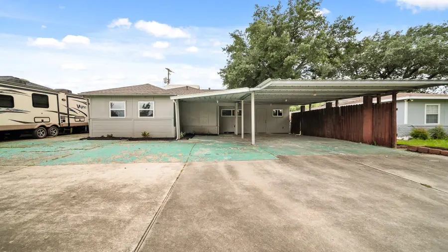 605 West Avenue, Pasadena, TX 77502 - #2