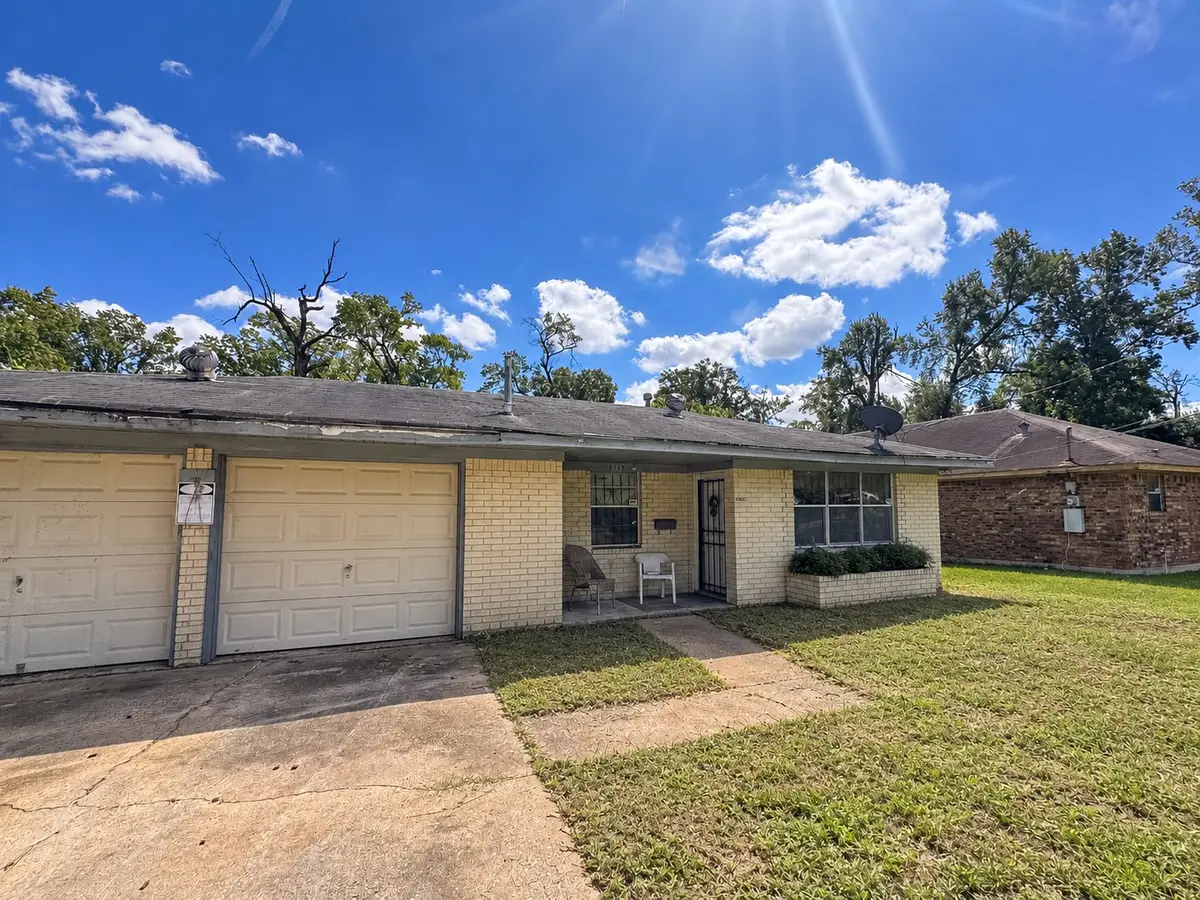 9236 Kelburn Drive, Houston, TX 77016 - #1