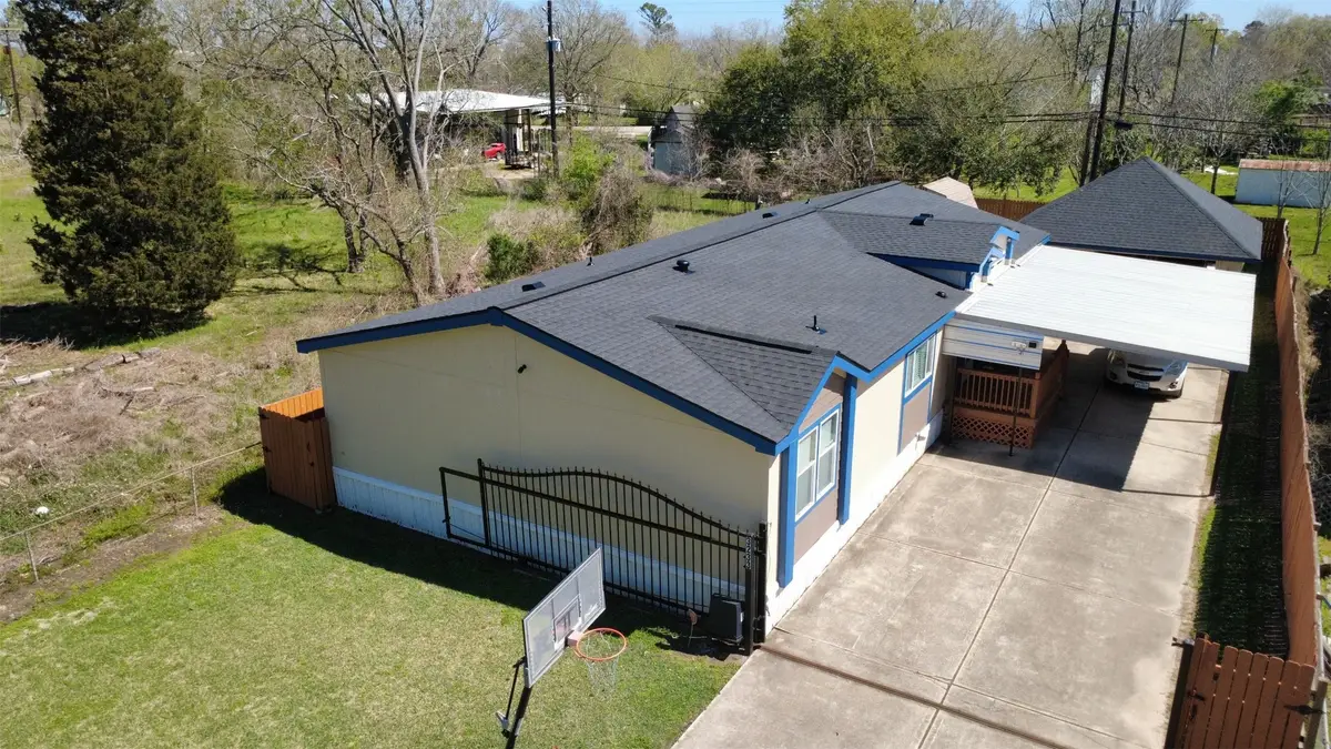 3233 Clarksville Street, La Porte, TX 77571 - #1