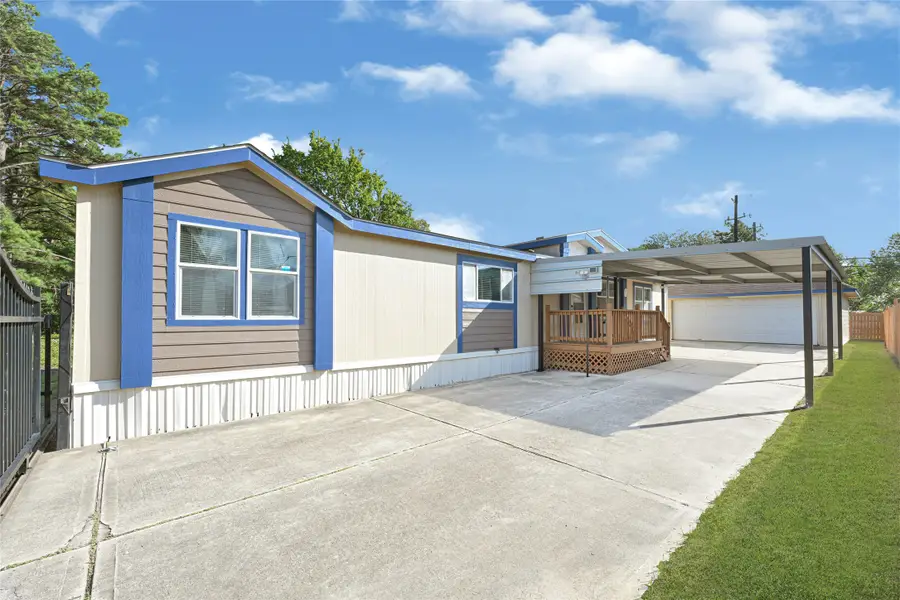 3233 Clarksville Street, La Porte, TX 77571 - #2