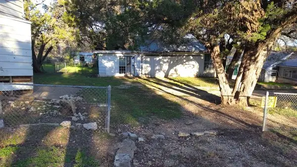 416 Live Oak Loop, Whitney, TX 76692