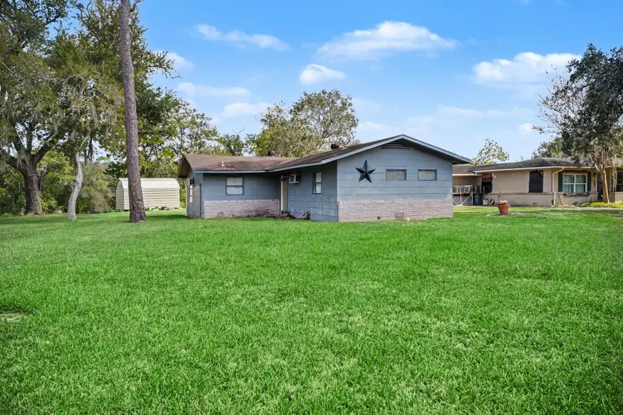 3315 Saint Anne Street, Liverpool, TX 77577 - #3