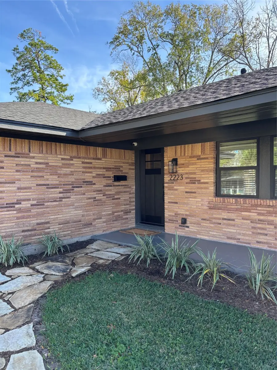 2223 Hialeah Drive, Houston, TX 77018 - Image #2