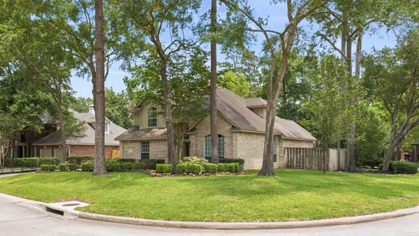 2 Harmony Arbor Court, The Woodlands, TX 77382