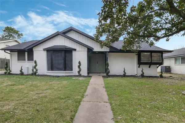 2009 N Palm Court, Pasadena, TX 77502