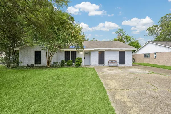 118 E Highland Terrace, League City, TX 77573