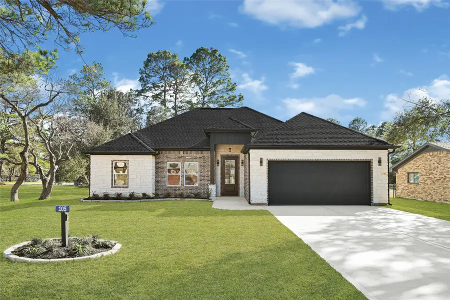 105 Bledsoe St, Prairie View, TX 77445 - #3