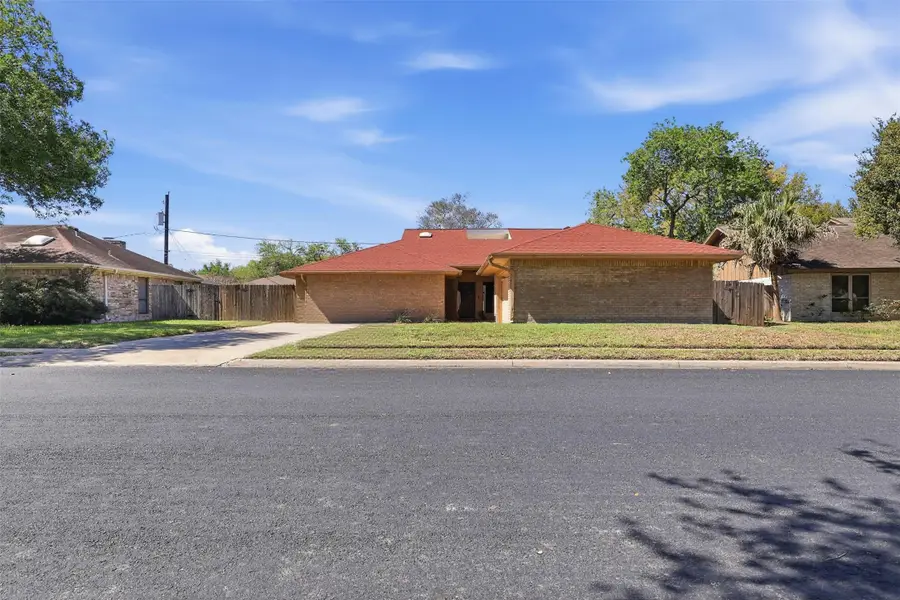 118 Santa Fe, Victoria, TX 77904 - #2