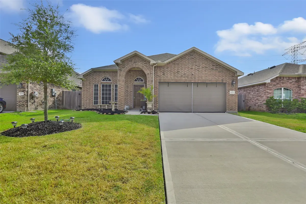 8026 Brooks Crossing Drive, Baytown, TX 77521 - #1