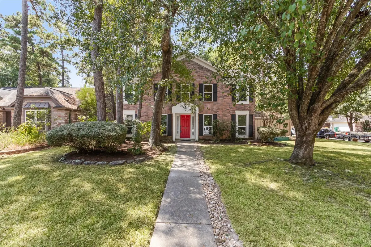 2 Summithill Place, The Woodlands, TX 77381 - #1