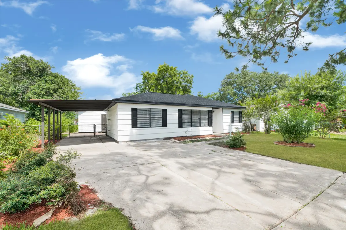 13915 Nitida Street, Houston, TX 77045 - Image #1