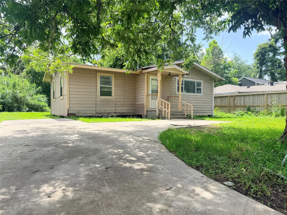 8624 Lawnridge Street, Houston, TX 77016 - #1