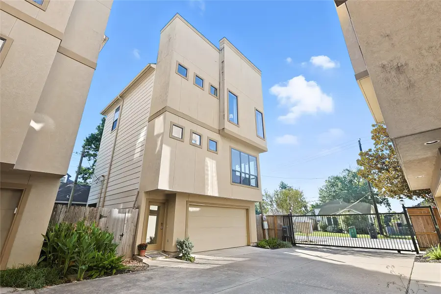 1105 W 21st Street #A, Houston, TX 77008 - Image #2