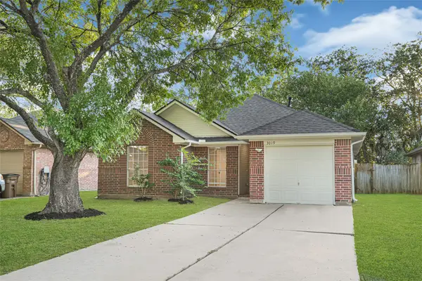 3019 Overland Trail, Dickinson, TX 77539