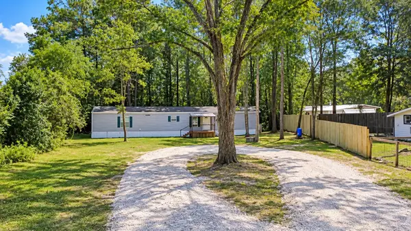 2096 Fm 1375, Huntsville, TX 77340