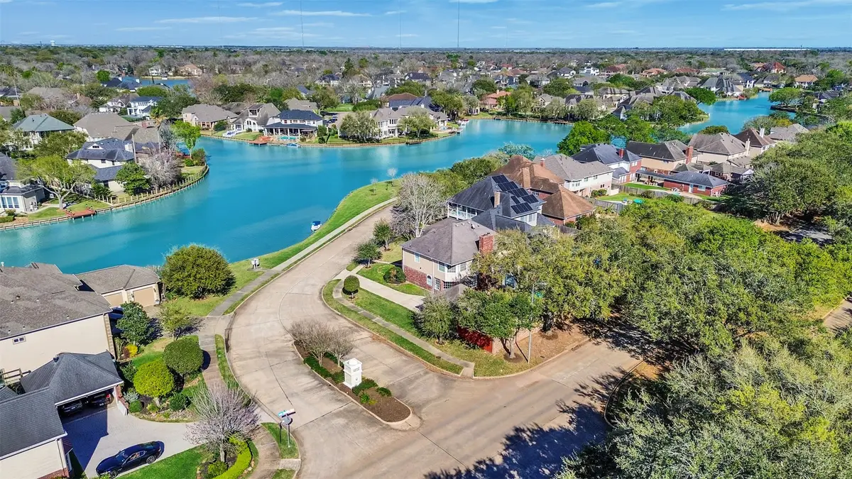 2739 Lakeside Village Drive, Missouri City, TX 77459 - #1