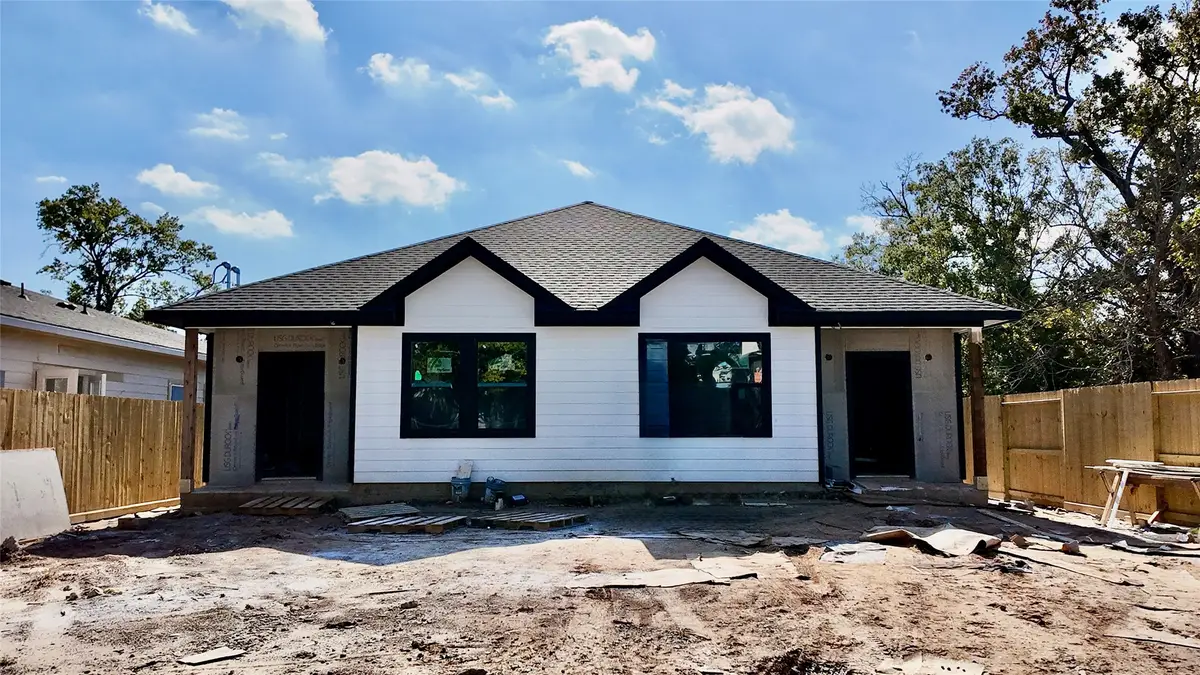 8216 Locksley Road, Houston, TX 77078 - Image #1