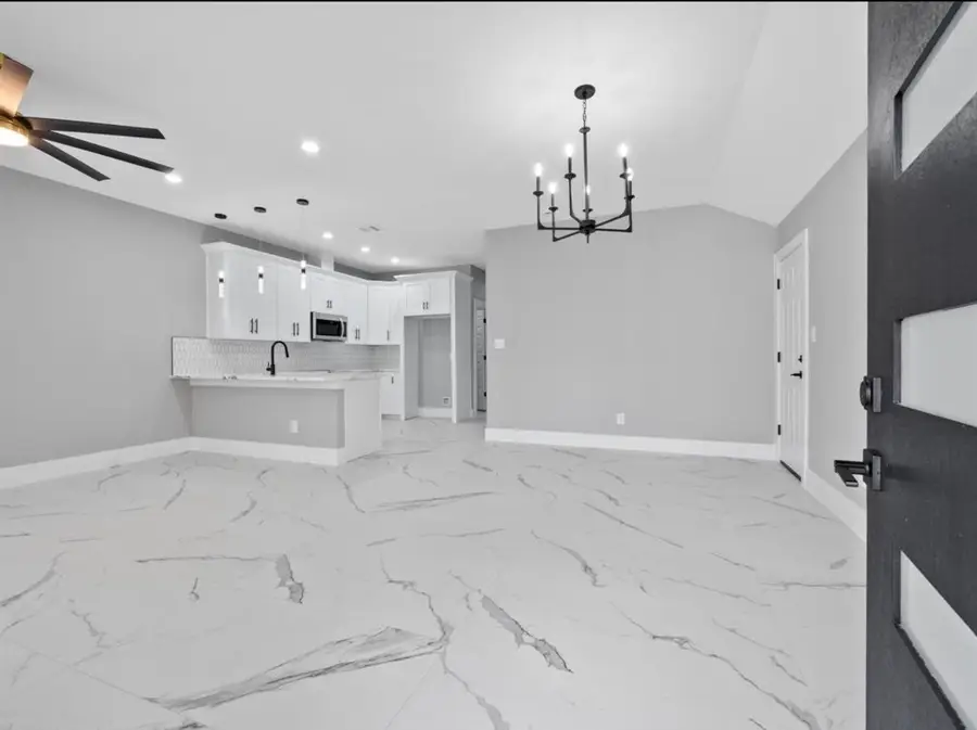 8216 Locksley Road, Houston, TX 77078 - Image #3