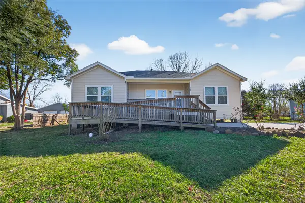 106 Morgan Street, Alvin, TX 77511